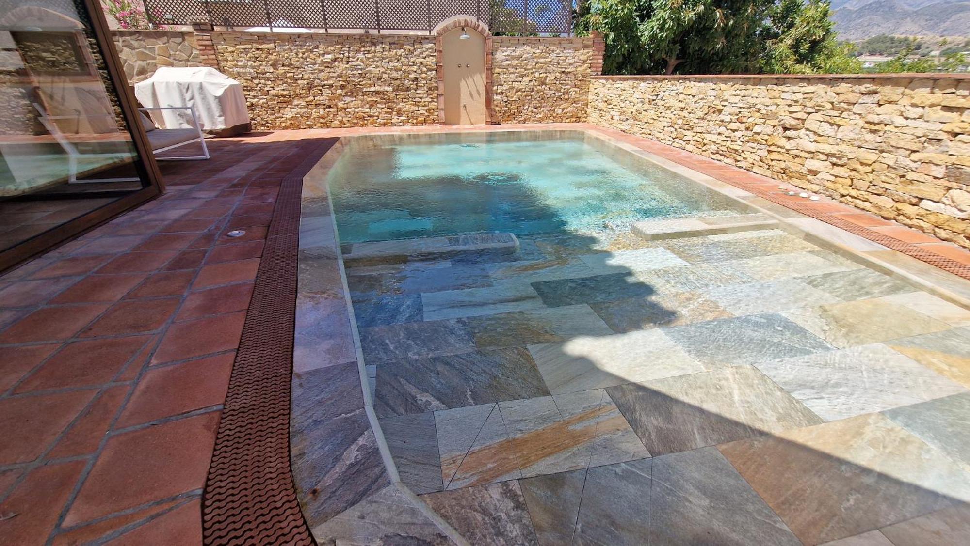Villa Deluxe Nerja Silhouse Bagian luar foto