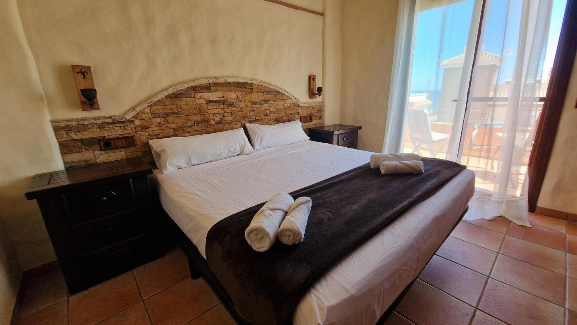 Villa Deluxe Nerja Silhouse Bagian luar foto